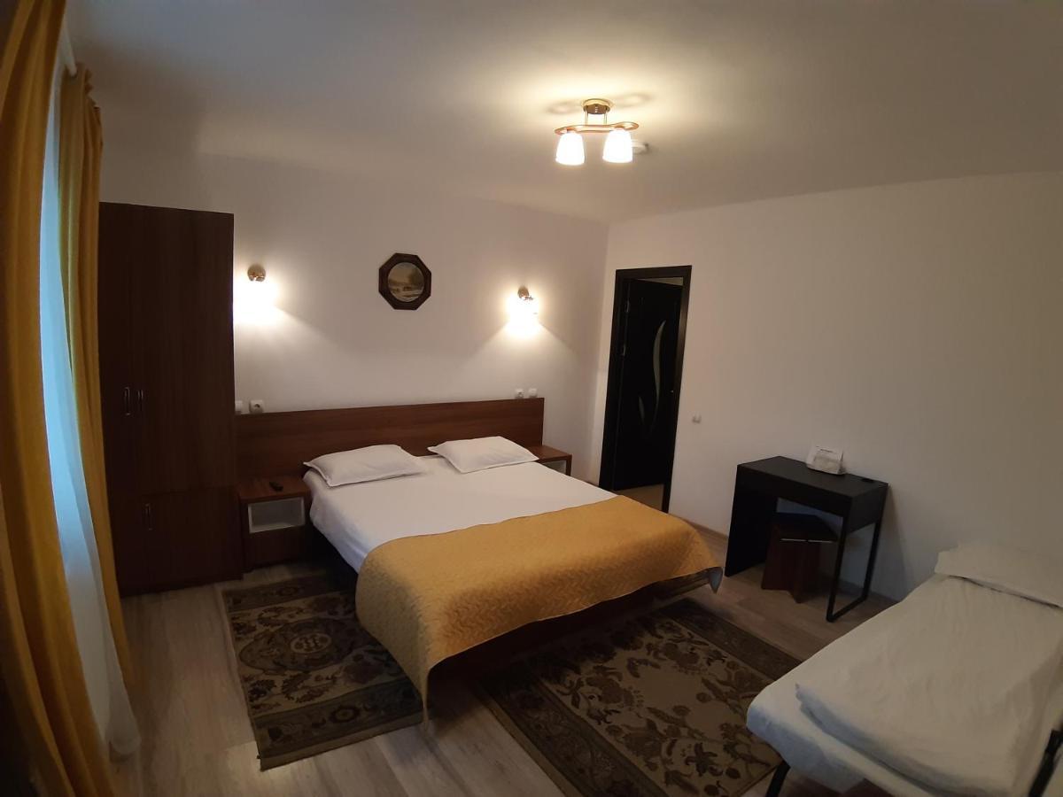 Steaua Nordului Hotel Targu Neamt Exterior foto