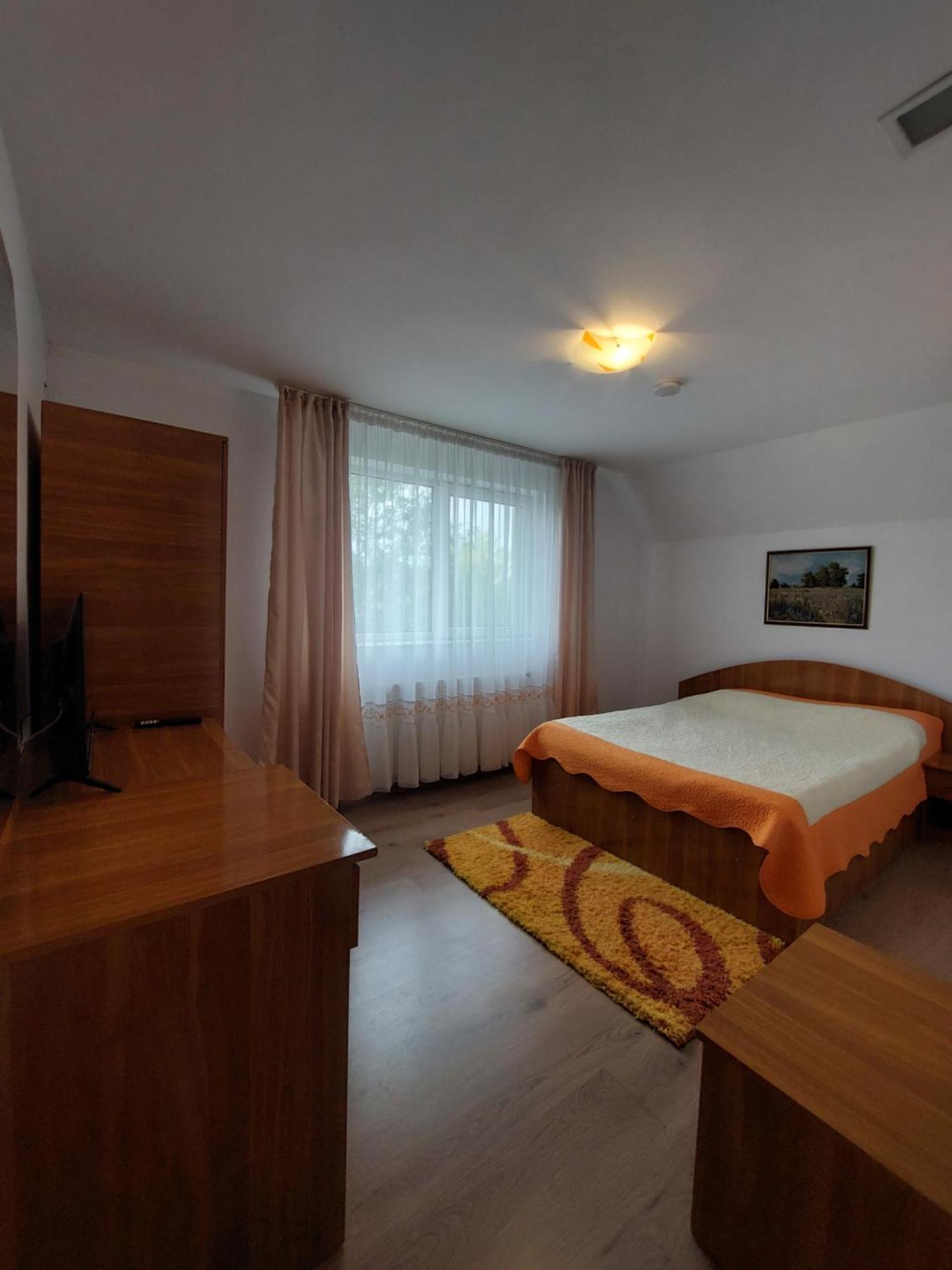 Steaua Nordului Hotel Targu Neamt Exterior foto